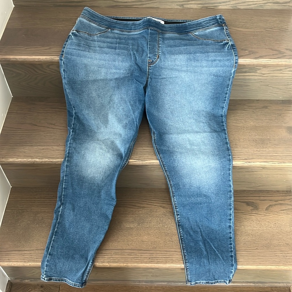 Old Navy Rockstar Jeggings